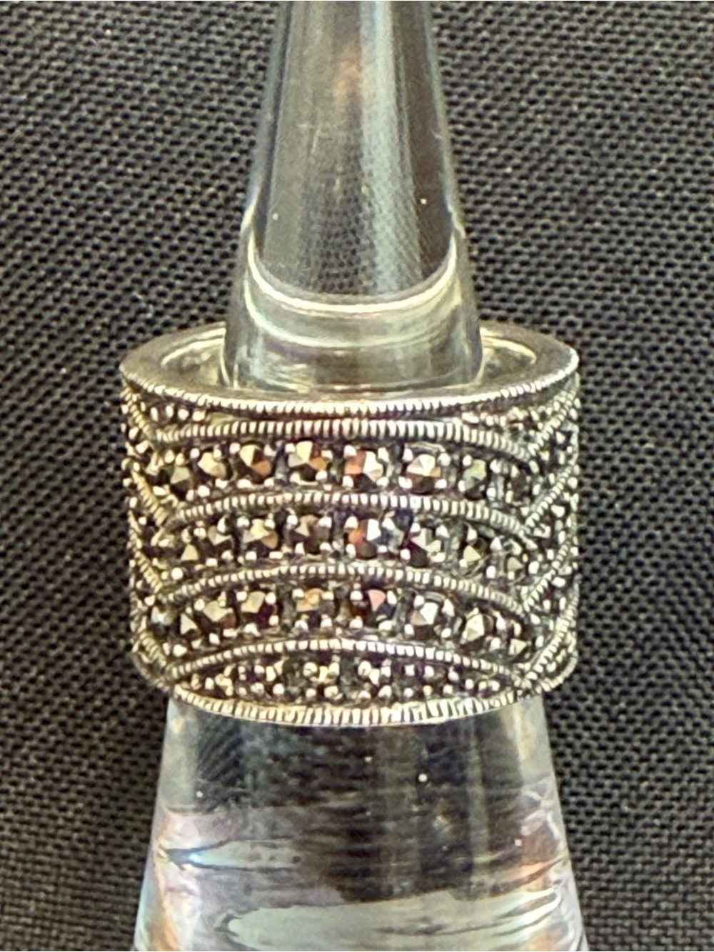 Sterling Silver 925 Marcasite Wide Band Ring in Silver/Never Worn Vintage Sz 5.5